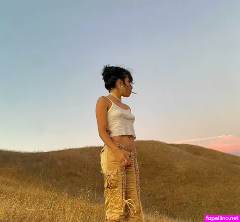 Nosheylin OnlyFans Thumbnail #P7AQS6NW99
