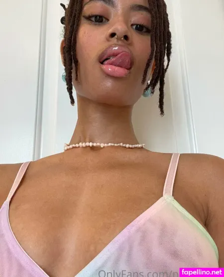 Notcurstin OnlyFans Thumbnail #X9D1jxZ08f