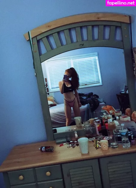 Notemilyb OnlyFans Thumbnail #MR5dcyy2x2