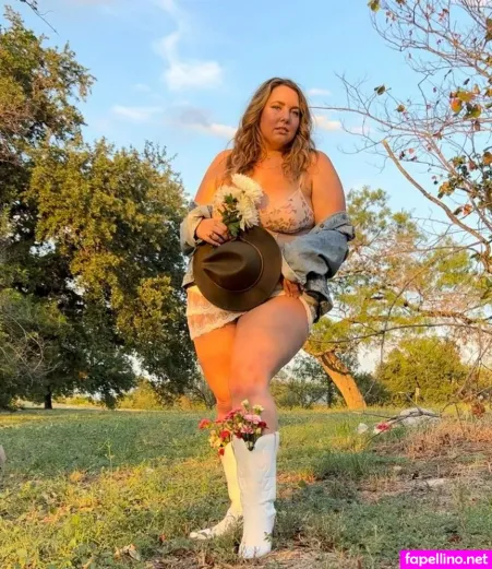 Notesfrommybedroom OnlyFans Thumbnail #p1hcYbBci8