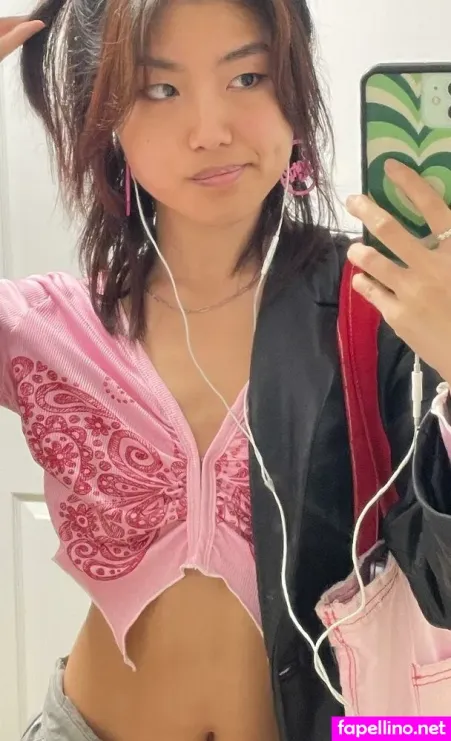 Notevenemily OnlyFans Thumbnail #Szn8p5zCyx