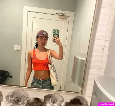 Notevenemily OnlyFans Thumbnail #c87YYsKMc3