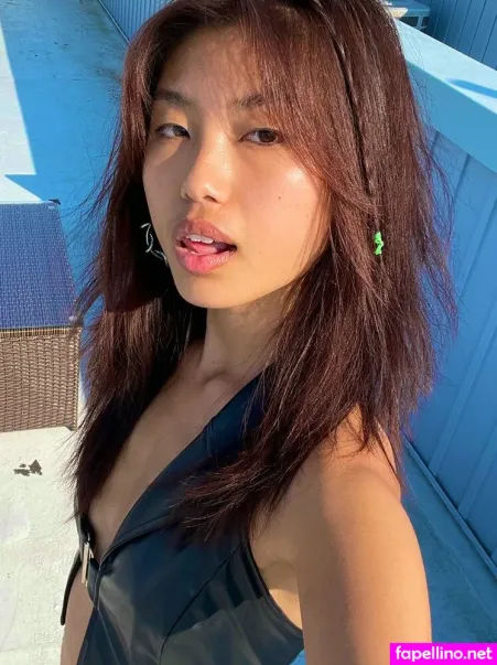 Notevenemily OnlyFans Thumbnail #mMD8Od3628