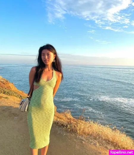 Notevenemily OnlyFans Thumbnail #s1sYD1QbE5