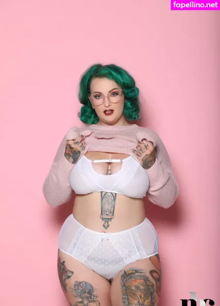 Nothingbutcurves OnlyFans Thumbnail #svAjDxTfUK