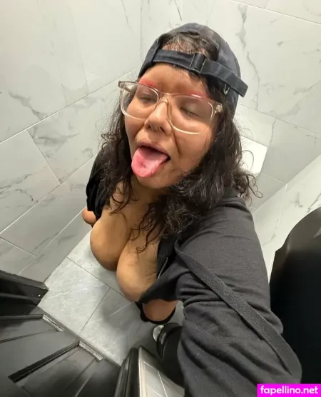 Notlydiagrey OnlyFans Thumbnail #2AvzJBW9sa