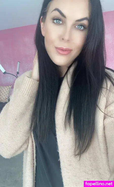 Notmeganfoxx OnlyFans Thumbnail #X0xYLuLMMk