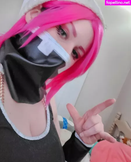 Notsafeforcon OnlyFans Thumbnail #jGr6K2y0cg