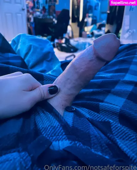 Notsafeforspite OnlyFans Thumbnail #UgUL6uLKbY