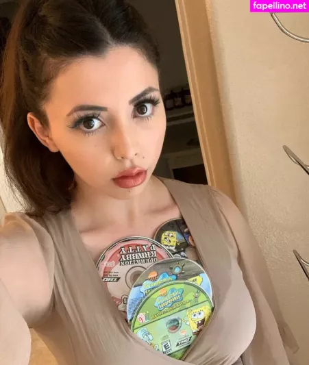 Notsofiacoppola OnlyFans Thumbnail #M9opYMcpmW