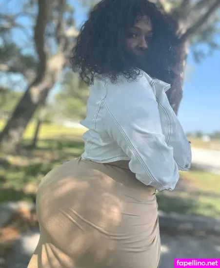 Notsothick OnlyFans Thumbnail #RCF4bHqbNd