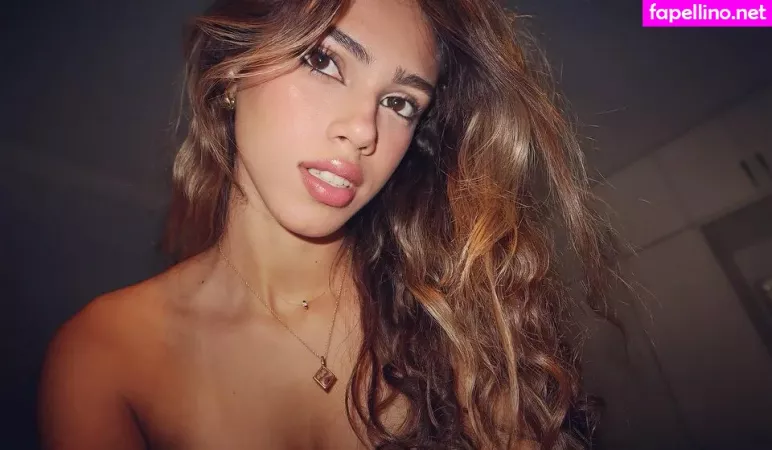 Nottrebeca OnlyFans Thumbnail #lR57lHNjY4