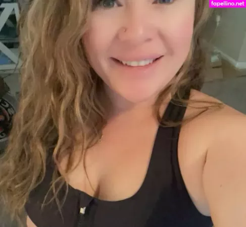 Notyouraverage OnlyFans Thumbnail #yZudqa56dP