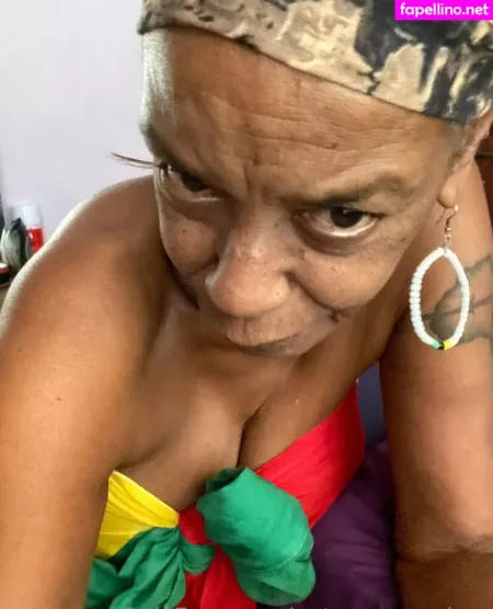 Notyourgrandma OnlyFans Thumbnail #iRAuGTaNAB