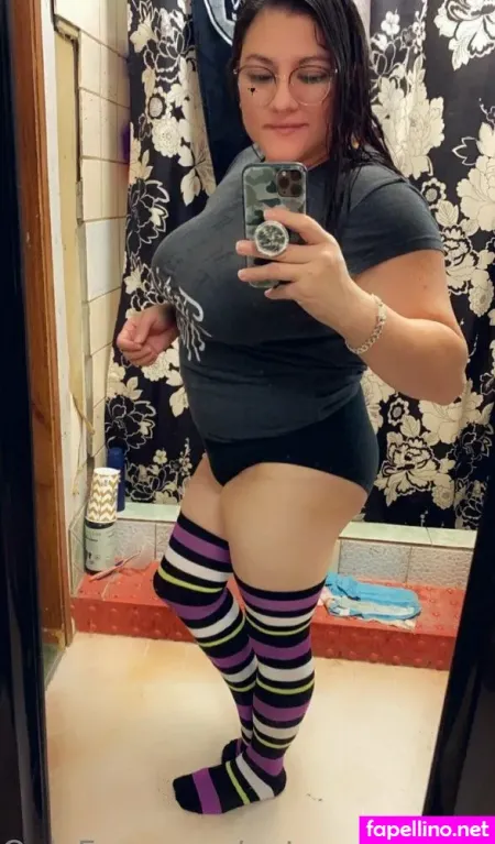 Notyourqueen86 OnlyFans Thumbnail #KZ5i5rWNU1