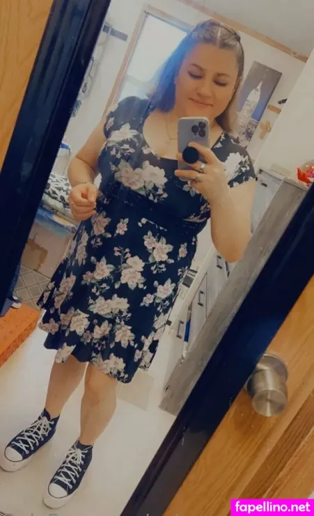 Notyourqueen86 OnlyFans Thumbnail #yWOxf41YNI