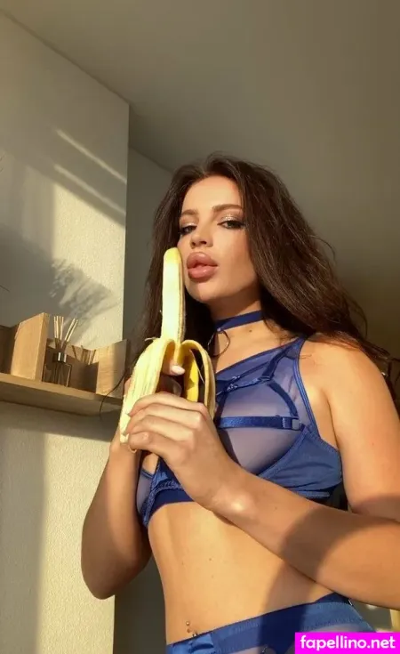 Notyourrina OnlyFans Thumbnail #AuxYQZiF0L
