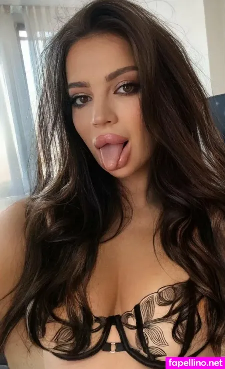 Notyourrina OnlyFans Thumbnail #mmakle57F7