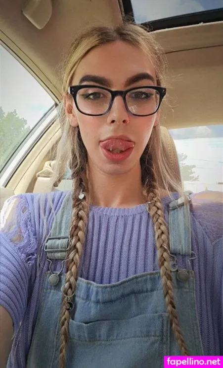 Notyourtransbaby OnlyFans Thumbnail #0Uxc3yD4gA