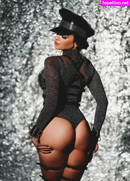 Noussaanissa OnlyFans Thumbnail #8fc7DquhZD