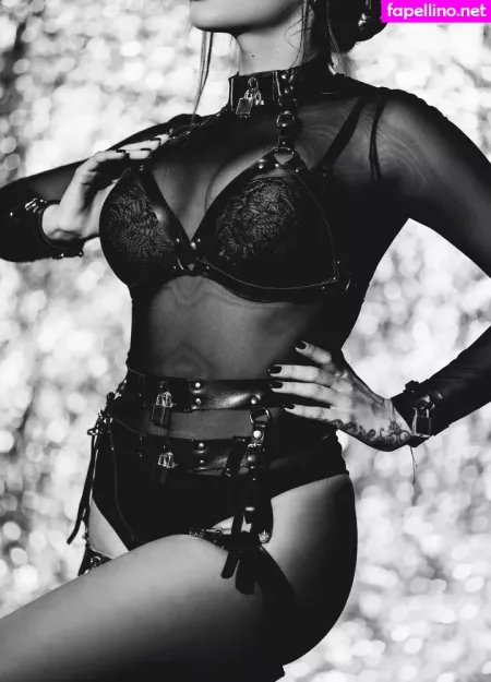 Noussaanissa OnlyFans Thumbnail #jZIv2nseCW