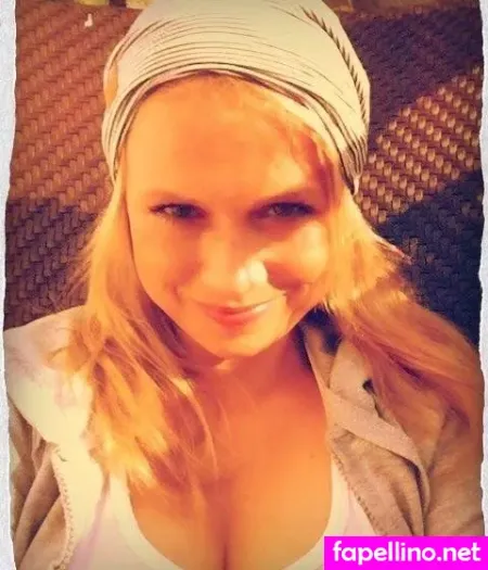 Nova Meierhenrich OnlyFans Thumbnail #AE1GQnERjs