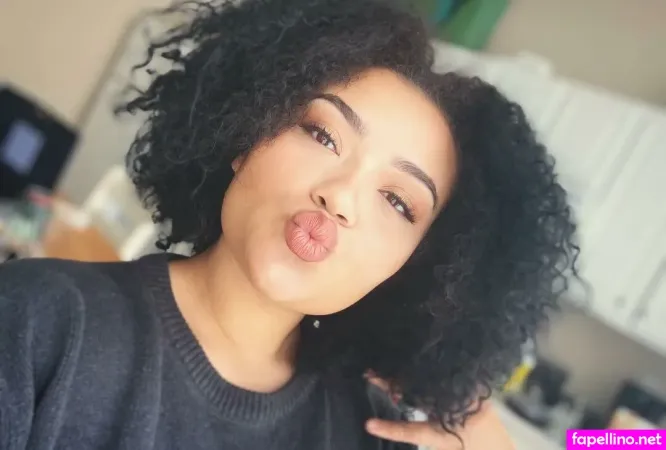 Nova Nicole OnlyFans Thumbnail #9XcIlDecZy