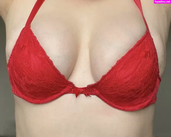 Novaaraee OnlyFans Thumbnail #4iltsUnrQi