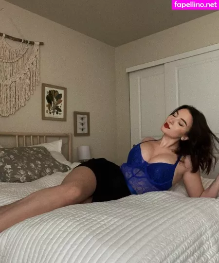 Novaleesi OnlyFans Thumbnail #NGPuOpaQAs