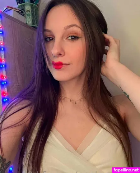 Novaseren OnlyFans Thumbnail #D68r9jnh3o