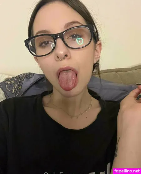 Novaseren OnlyFans Thumbnail #sBqFF4av3Y