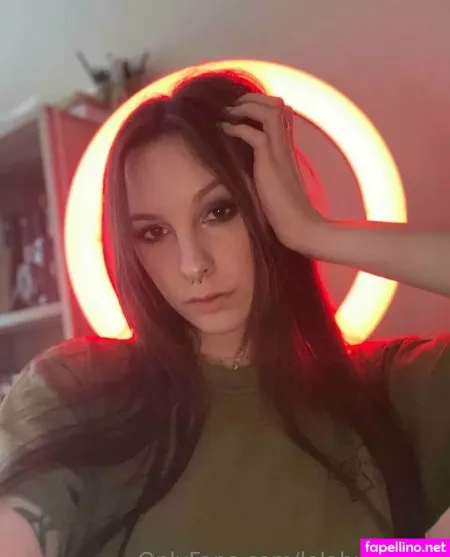 Novaseren OnlyFans Thumbnail #xLpYboEID9