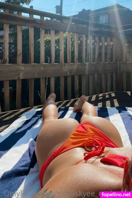 Novaskyee Exclusive OnlyFans Thumbnail #5AIA6YyLKR