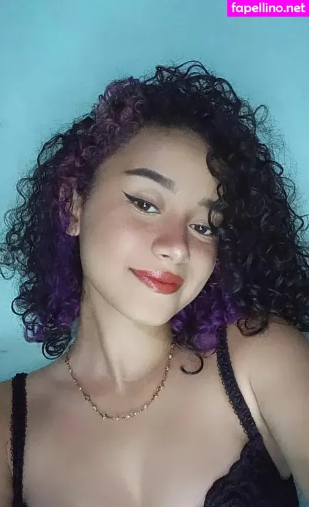 Novinhas Com Peitos Pequenos OnlyFans Thumbnail #0xeYGkFAfT