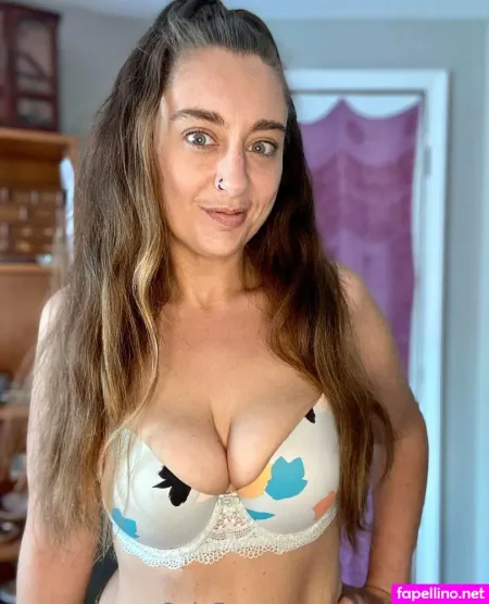 Novva19noxx OnlyFans Thumbnail #UByUKCH9gP