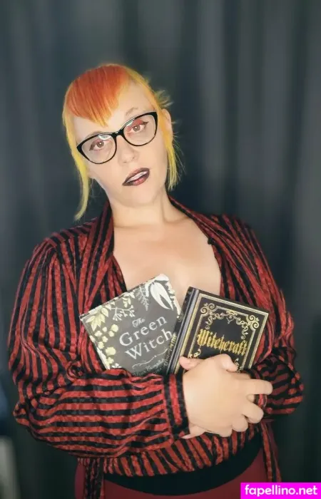 Now Kiss OnlyFans Thumbnail #MfYwpCrd5H