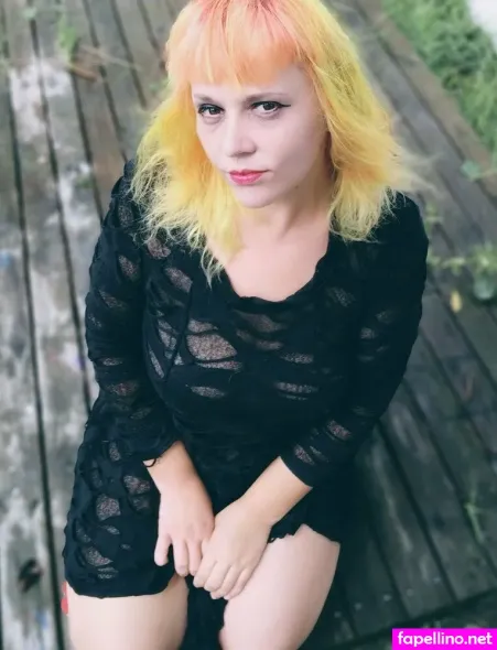 Now Kiss OnlyFans Thumbnail #mwBTUxDTTG