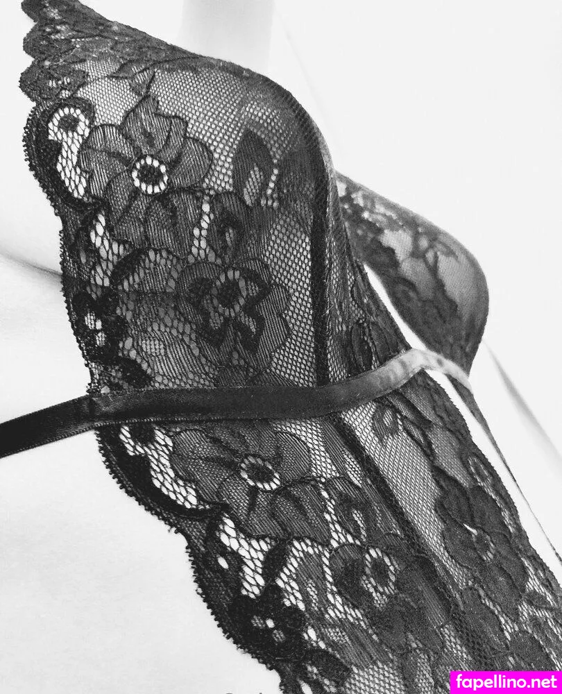 nrdcqueen, reniacrownedqueen Nude Leaked OnlyFans Photo #7h62DwhVf7