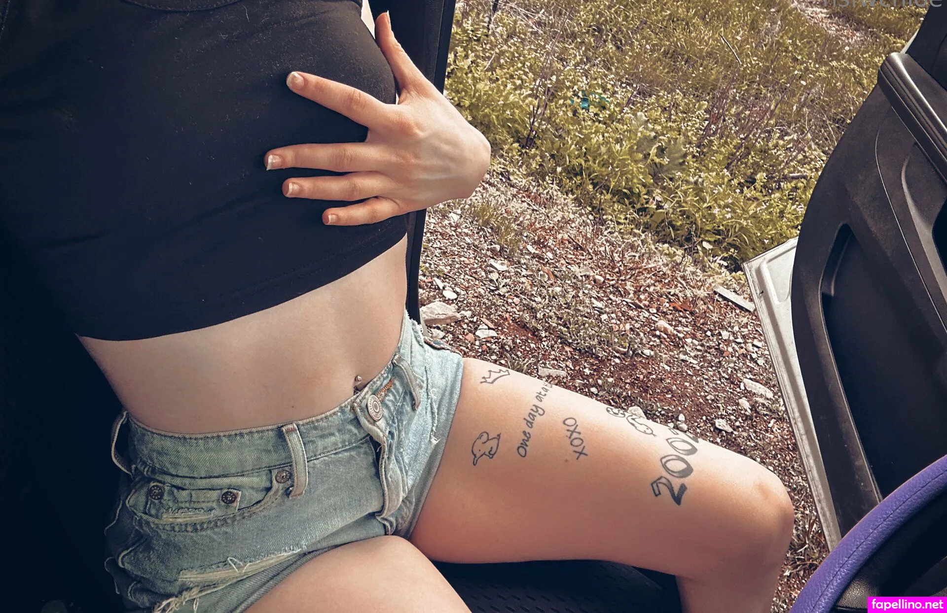 nsfw-chloe, perfect_angelgirl Nude Leaked OnlyFans Photo #RNpks2CD5p