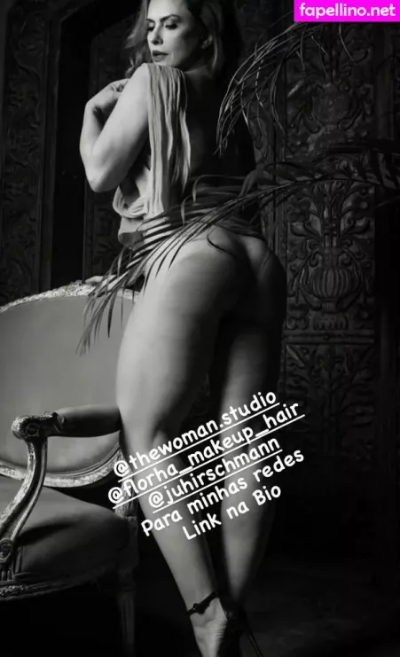 Nubia Oliiver OnlyFans Thumbnail #OuYjLrbF6b