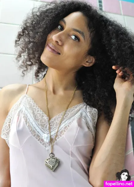 Nubia Sg OnlyFans Thumbnail #ndkjcqEbBR