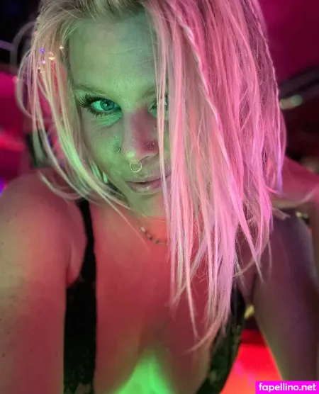 Nudeblondeyogagirl OnlyFans Thumbnail #aCyZ37aEsw