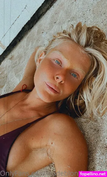 Nudeblondeyogagirl OnlyFans Thumbnail #jZYrkr6vj2