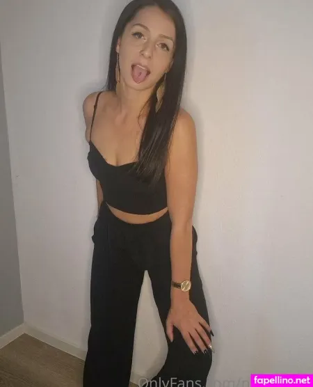 Nudenana OnlyFans Thumbnail #Xe8IsnGF3a