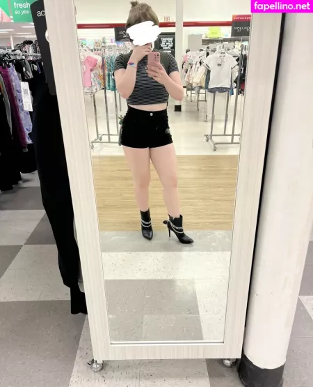 Nudesthroaway8787 OnlyFans Thumbnail #XmtLbIJ4Bt