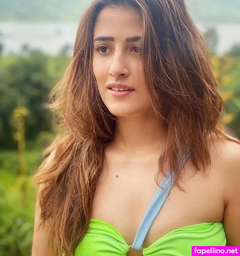 Nupur Sanon Nude Leaked OnlyFans Photo #01wPLrLicc