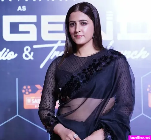 Nupur Sanon OnlyFans Thumbnail #4gdnOsnInj