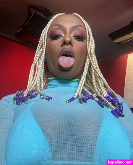 Nura Habib OnlyFans Thumbnail #v9vZ3dkQ2X