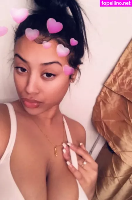 Nuria Depina OnlyFans Thumbnail #Uw17o2pEVr
