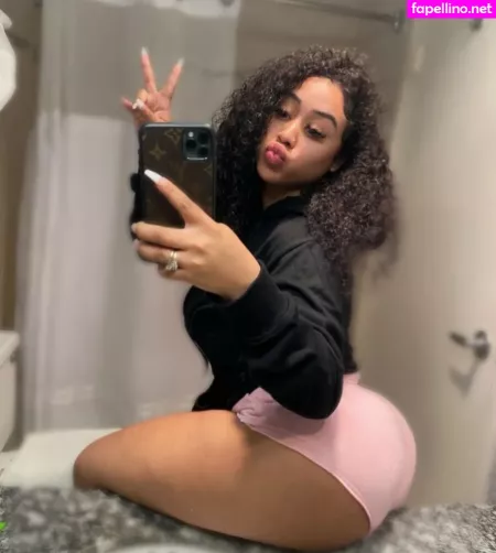 Nuria Depina OnlyFans Thumbnail #qRfcGxo1hJ